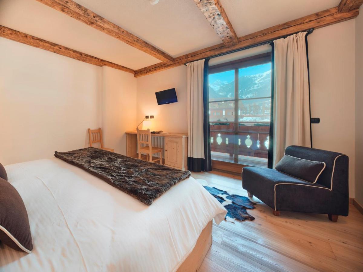 Agriturismo Rini บอร์มิโอ ภายนอก รูปภาพ